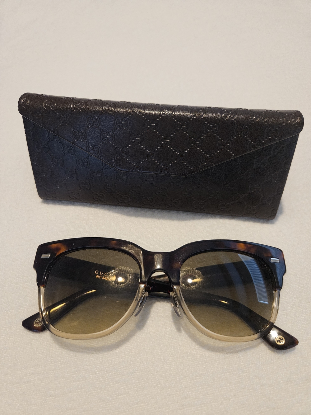 Gucci Women's Tortoiseshell to Cream Gradient Sunglasses with Gold Accents